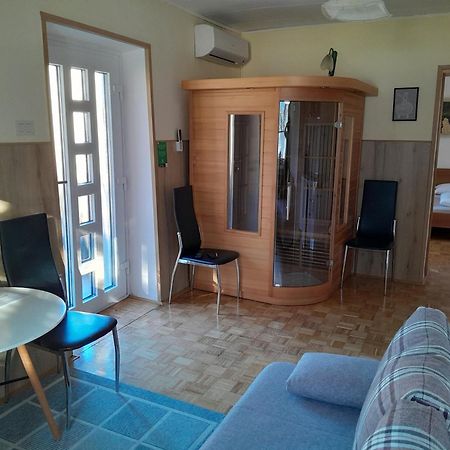 קובאריד Chalet And Apartment Zonir With Sauna מראה חיצוני תמונה