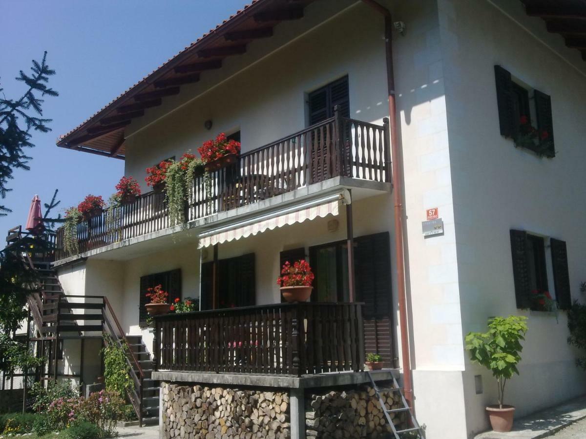 קובאריד Chalet And Apartment Zonir With Sauna מראה חיצוני תמונה
